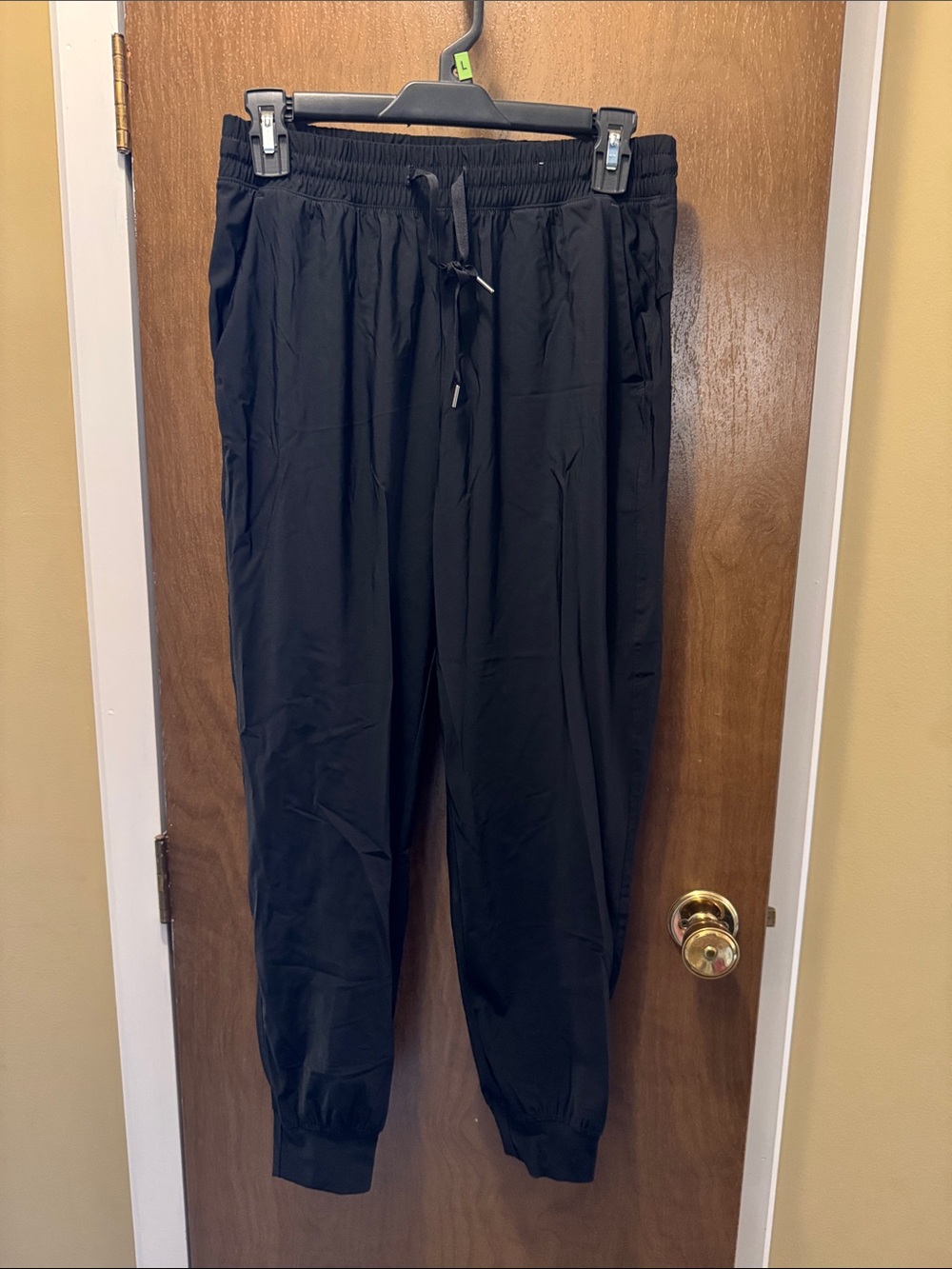 Old Navy women's Sleektech Black Drawstring Jogger Pants